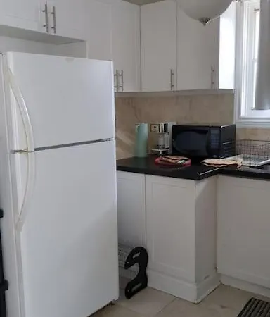 Multiple Fair Price Great Amenities Rooms Richmond Hill Exterior photo