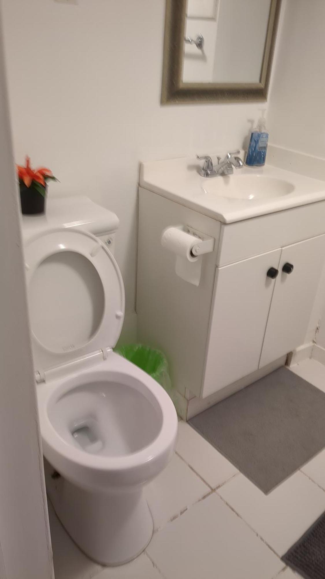 Multiple Fair Price Great Amenities * Richmond Hill